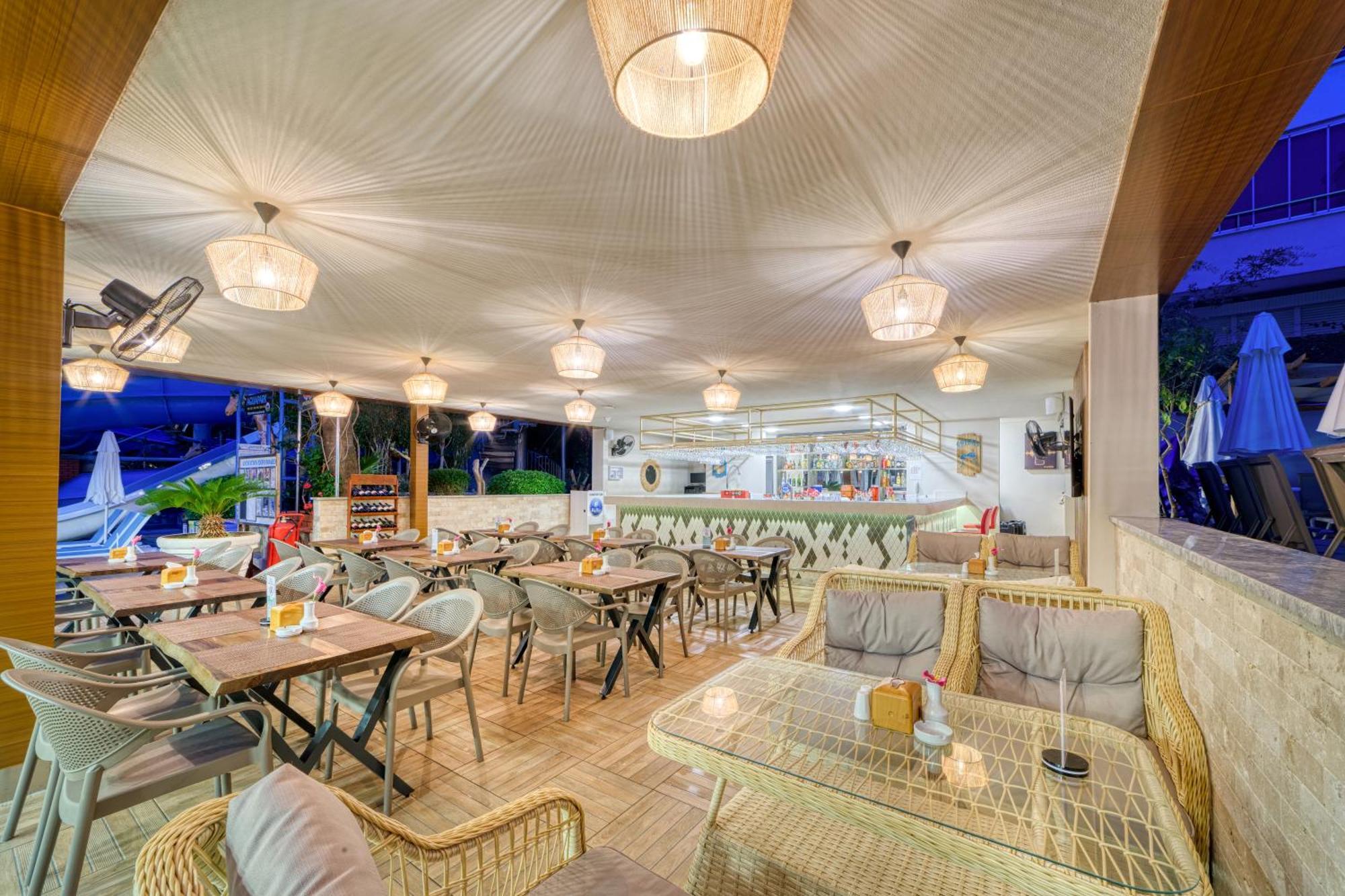 Club Big Blue 4*